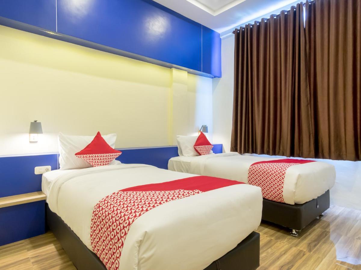 Oyo 727 Merlion Hotel Medan Eksteriør bilde